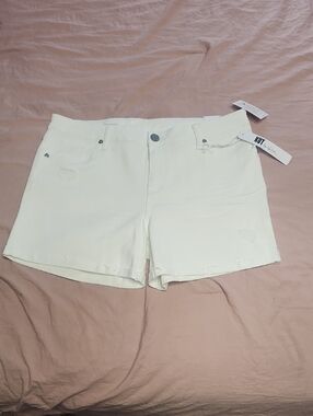 Kut From The Kloth White Katy Boyfriend Jean Shorts